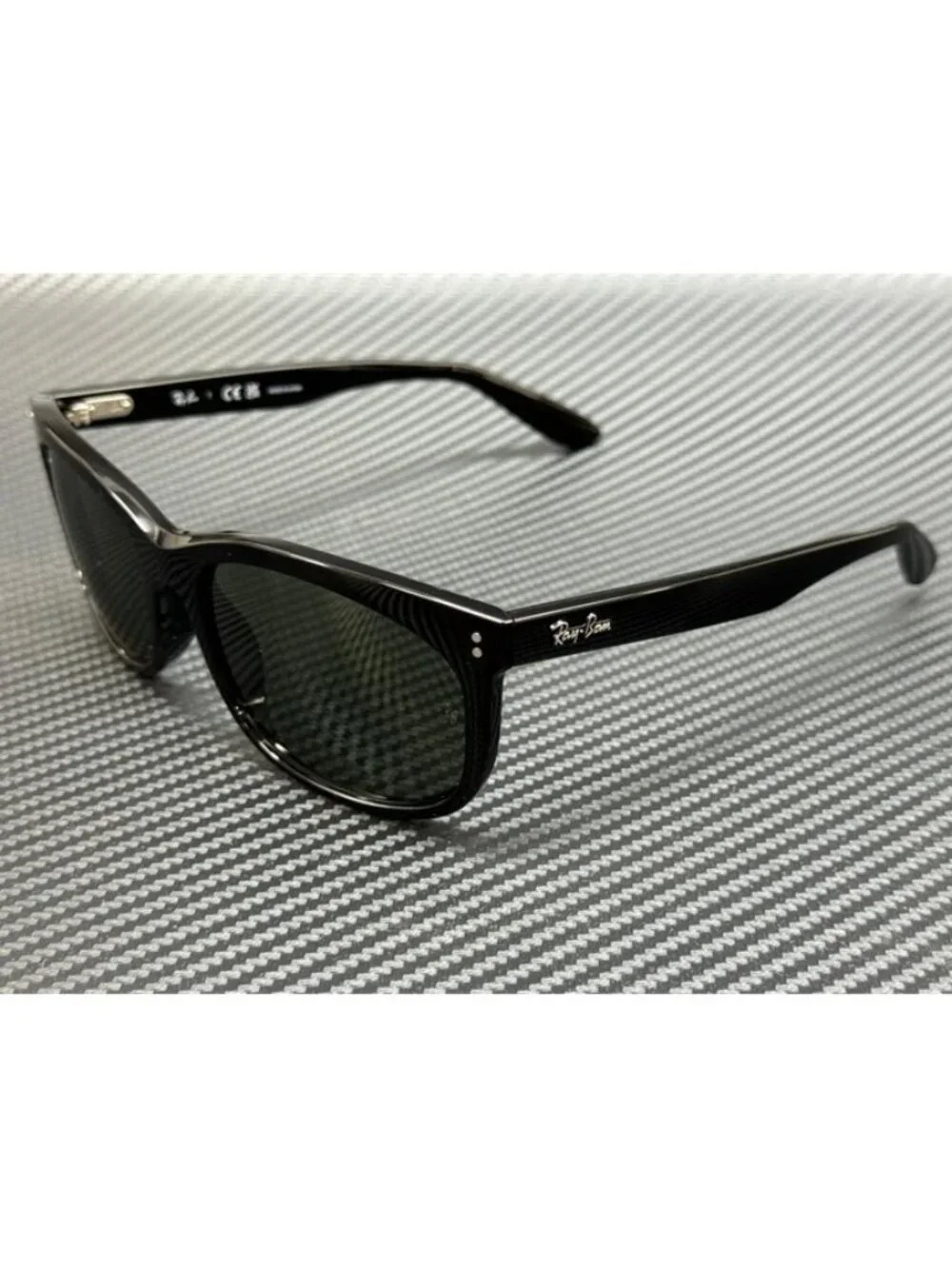 New Ray-Ban Men Black Sunglasses 60-19-145